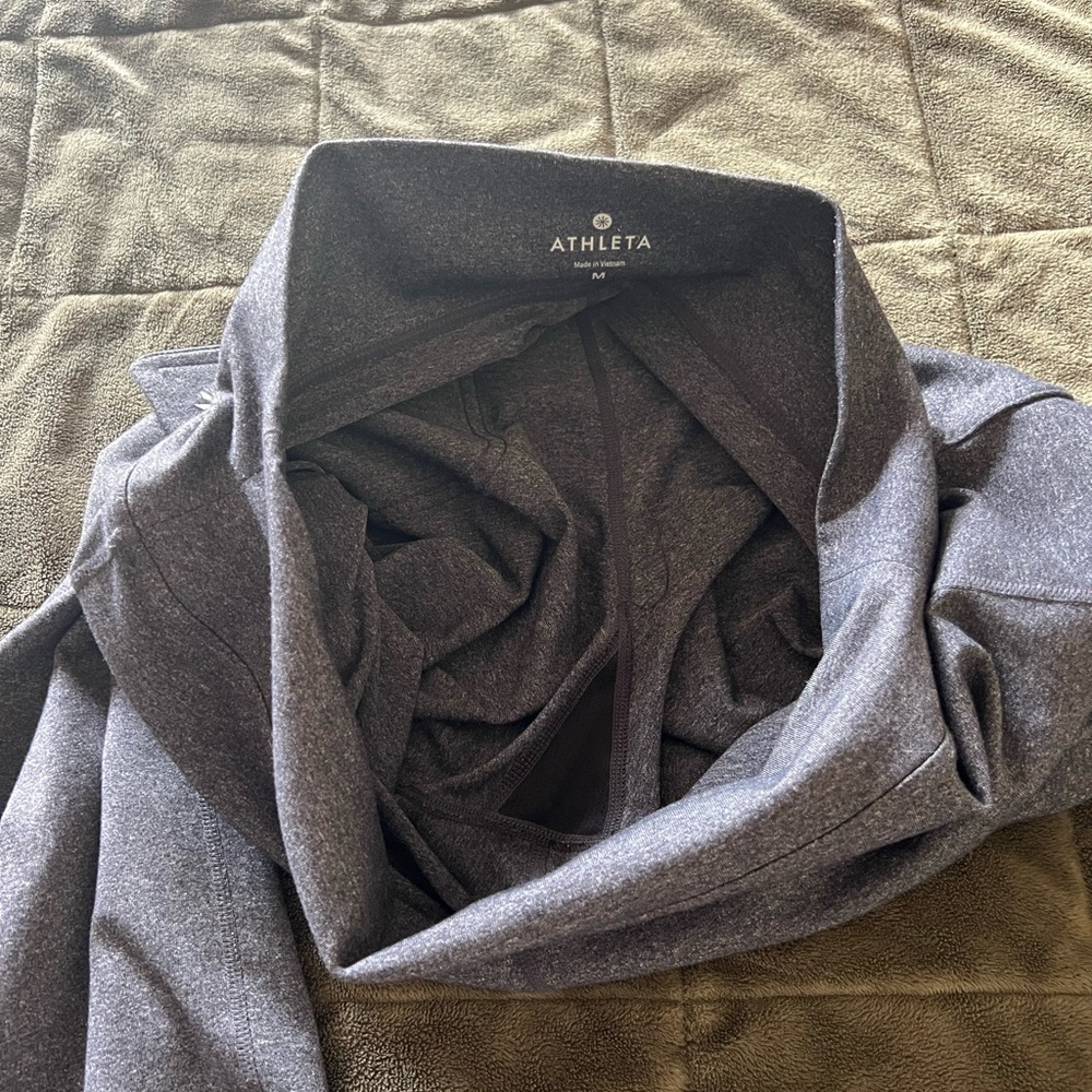 Athleta Fushion wide leg  yoga pants - Picture 11 of 12